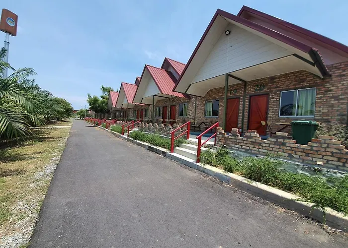 Spot On 90022 Segar Recreation Eco Park Hotel Port Dickson